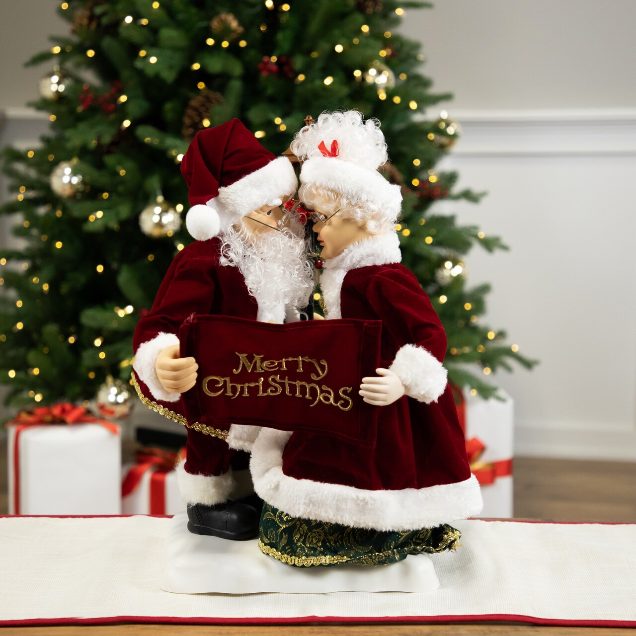 Northlight Animated and Musical Mr. and Mrs. Claus Figures with Lighted Lamppost and "Merry Christmas" Sign - 18"